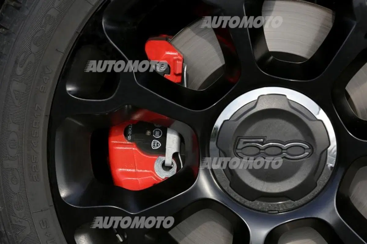 Fiat 500L Beats Edition (31)