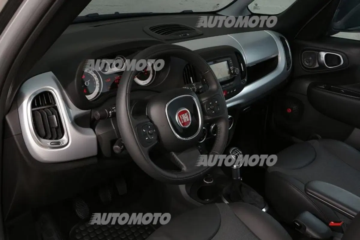 Fiat 500L Beats Edition (40)