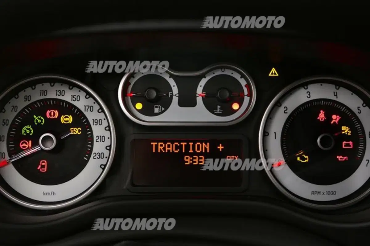 Fiat 500L Beats Edition (42)