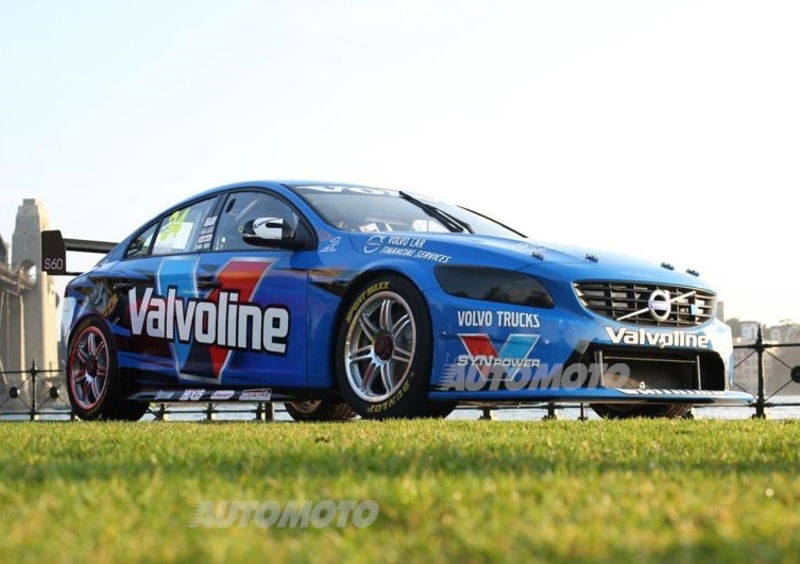 Volvo S60: ecco la versione da corsa per il V8 Supercar