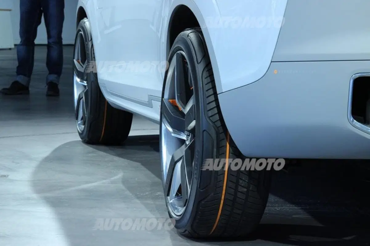 De Smet: «Nuova Volvo XC90? E' già pronta, arriva a Parigi e sarà anche ibrida Plug-In» (11)
