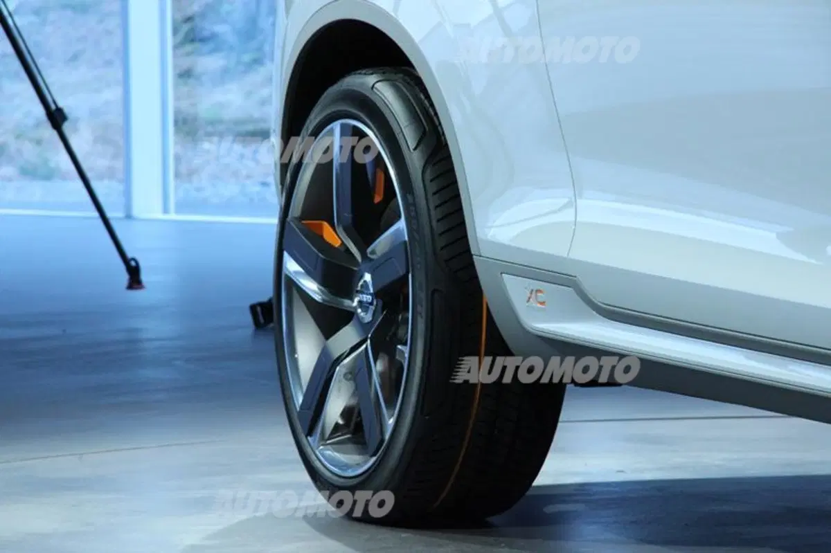 De Smet: «Nuova Volvo XC90? E' già pronta, arriva a Parigi e sarà anche ibrida Plug-In» (14)
