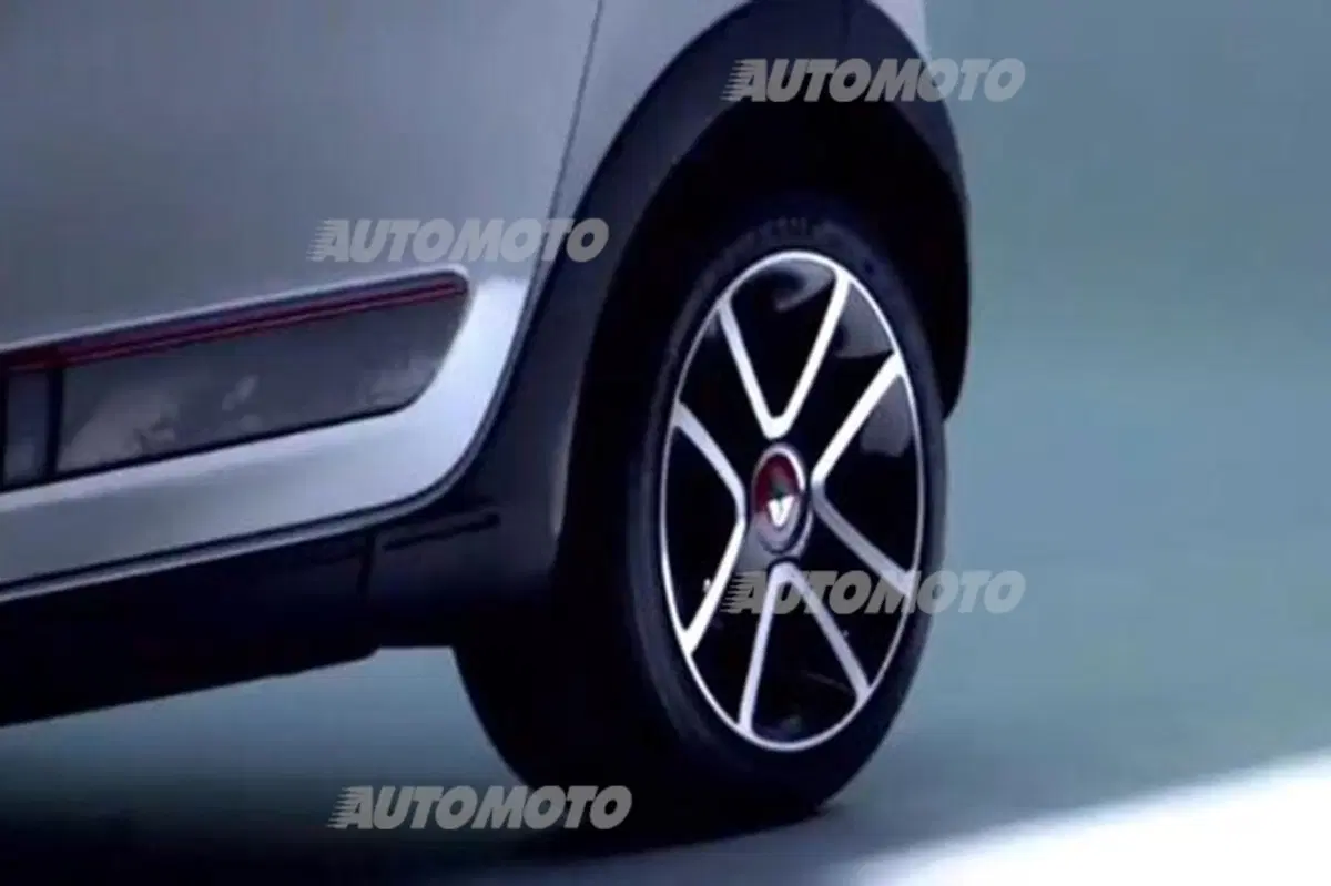 Nuova Renault Twingo: svelata la nuova compatta della Losanga (11)