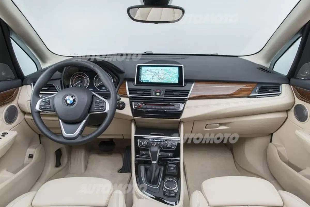 BMW Serie 2 Active Tourer (28)