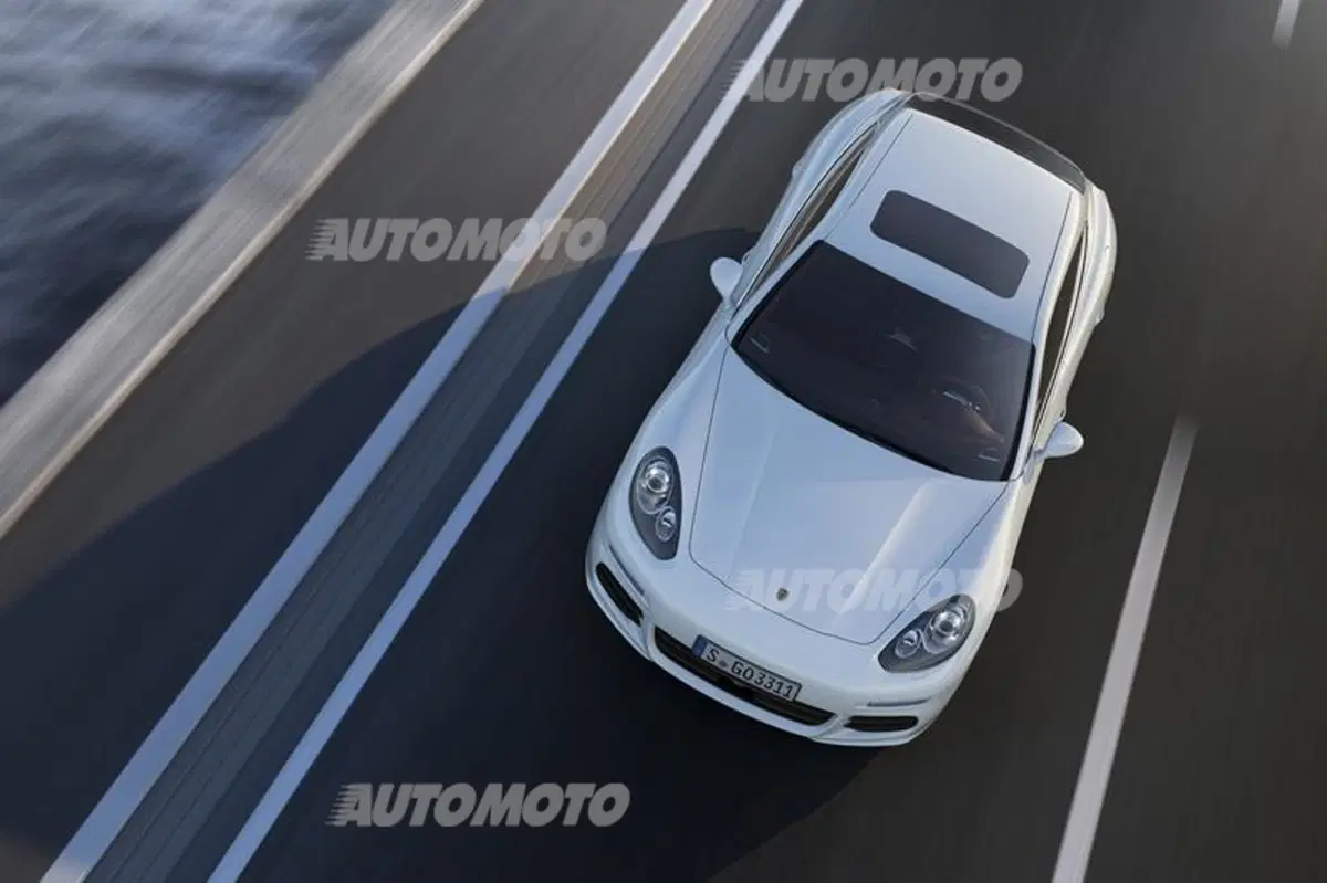 Porsche Panamera S E-Hybrid (4)