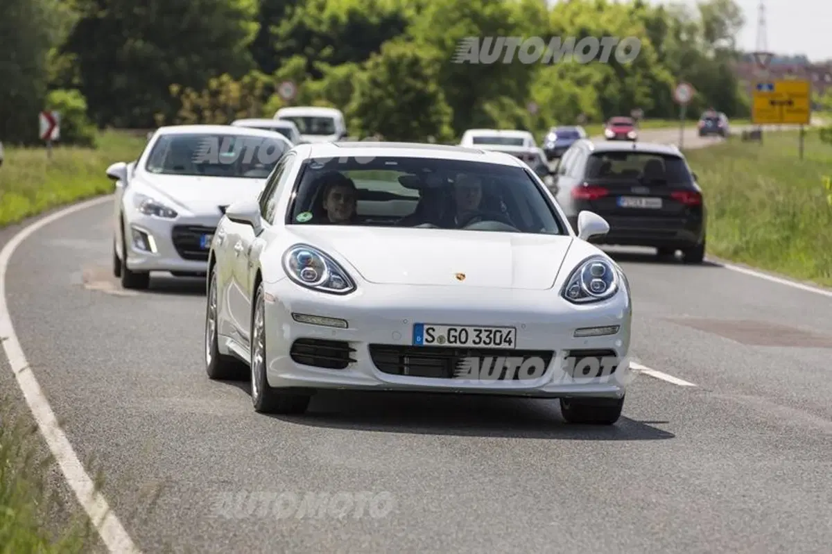 Porsche Panamera S E-Hybrid (5)