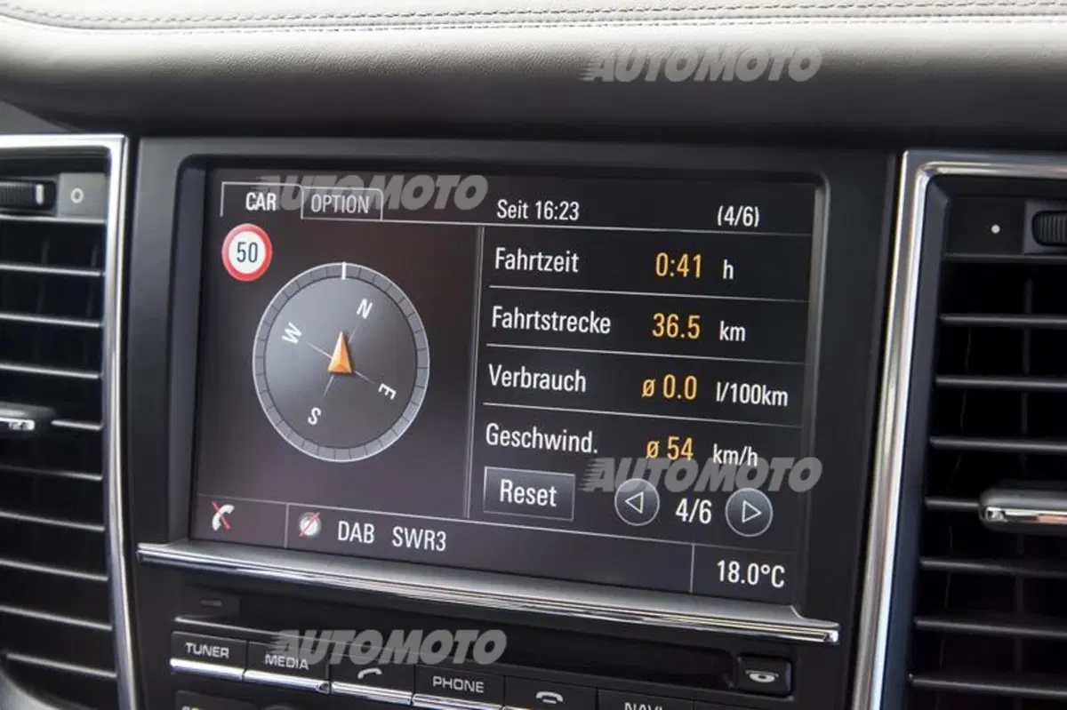 Porsche Panamera S E-Hybrid (16)