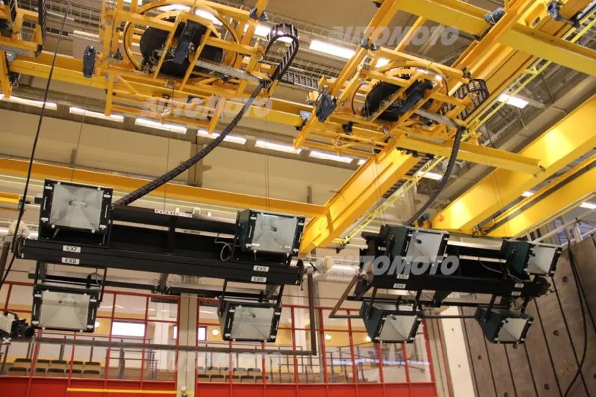 Volvo: cosa significa assistere ad un crash test in diretta (16)