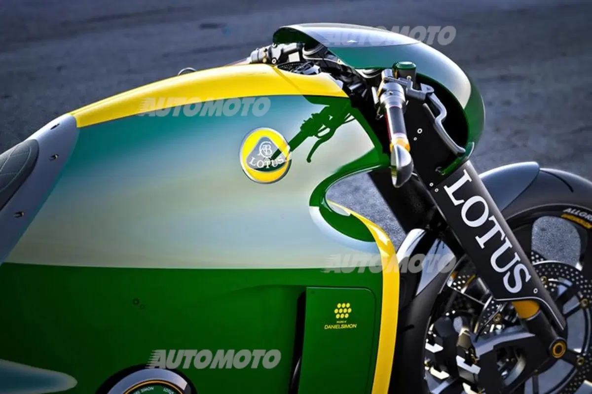 Lotus: ecco la supersportiva (a due ruote) C-01 (23)