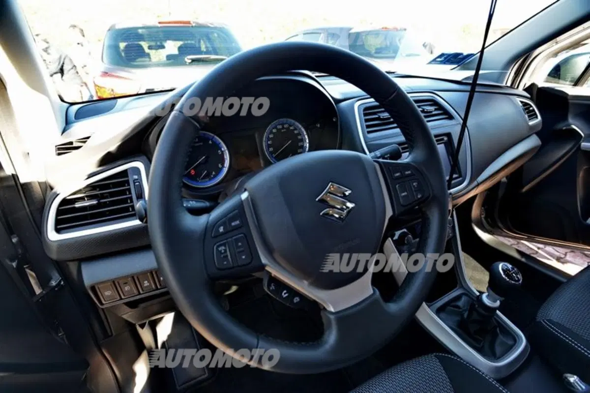 Nalli, Suzuki: «S-Cross? I consumi di un'ibrida con tecnologie tradizionali» (4)