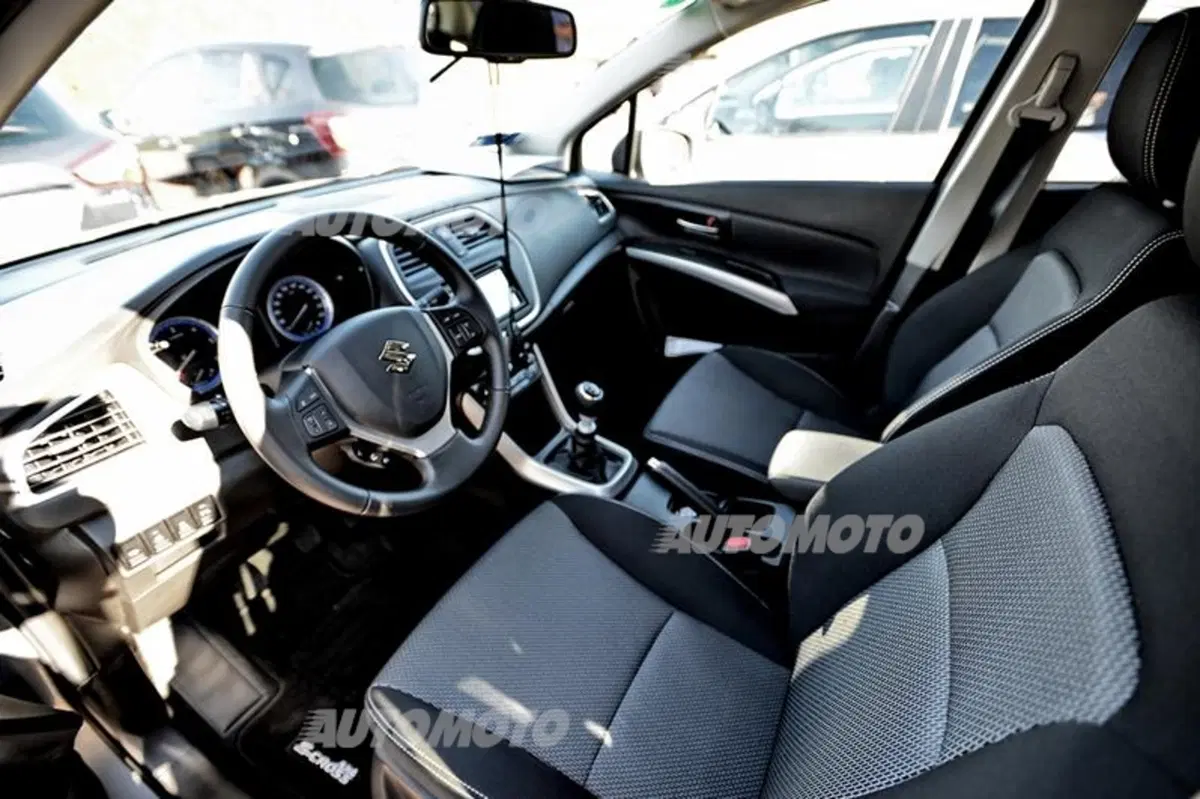Nalli, Suzuki: «S-Cross? I consumi di un'ibrida con tecnologie tradizionali» (5)