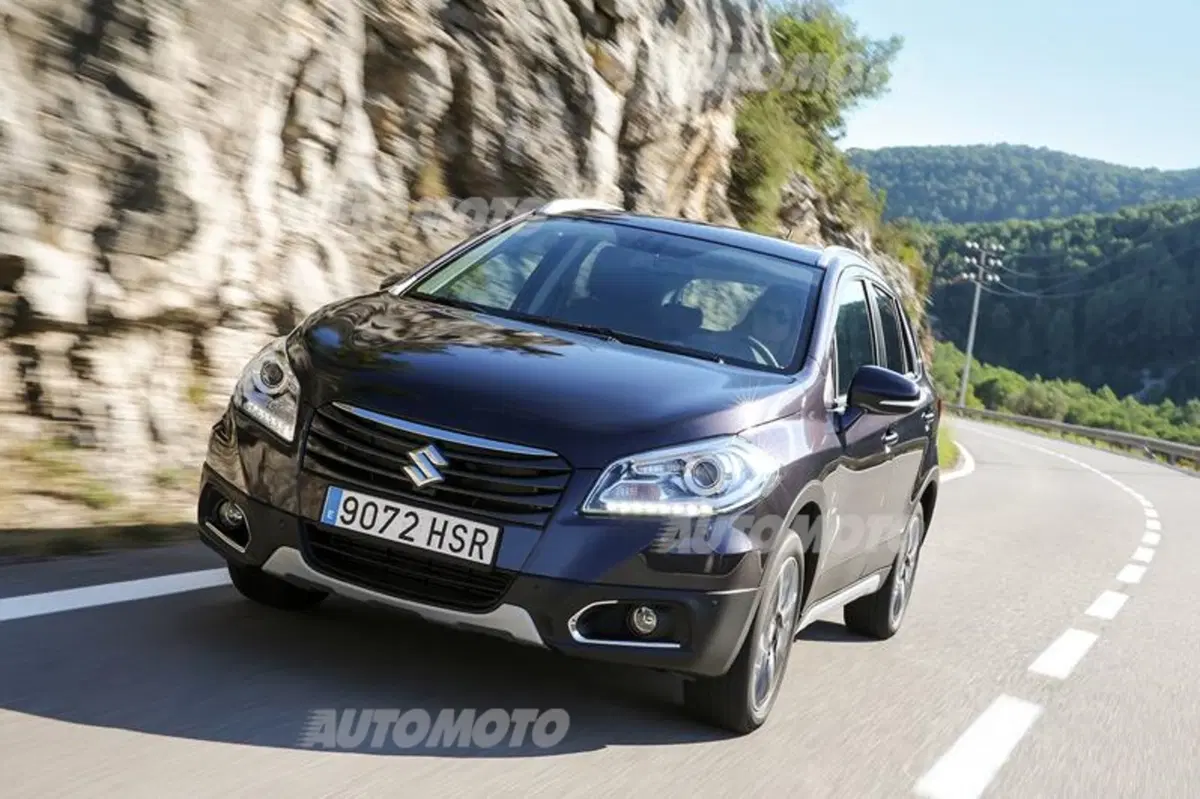 Nalli, Suzuki: «S-Cross? I consumi di un'ibrida con tecnologie tradizionali» (28)