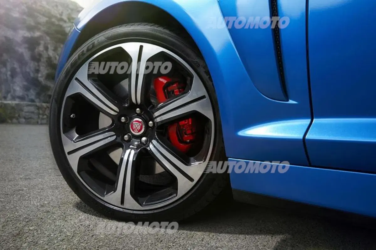 Jaguar XFR-S Sportbrake (28)