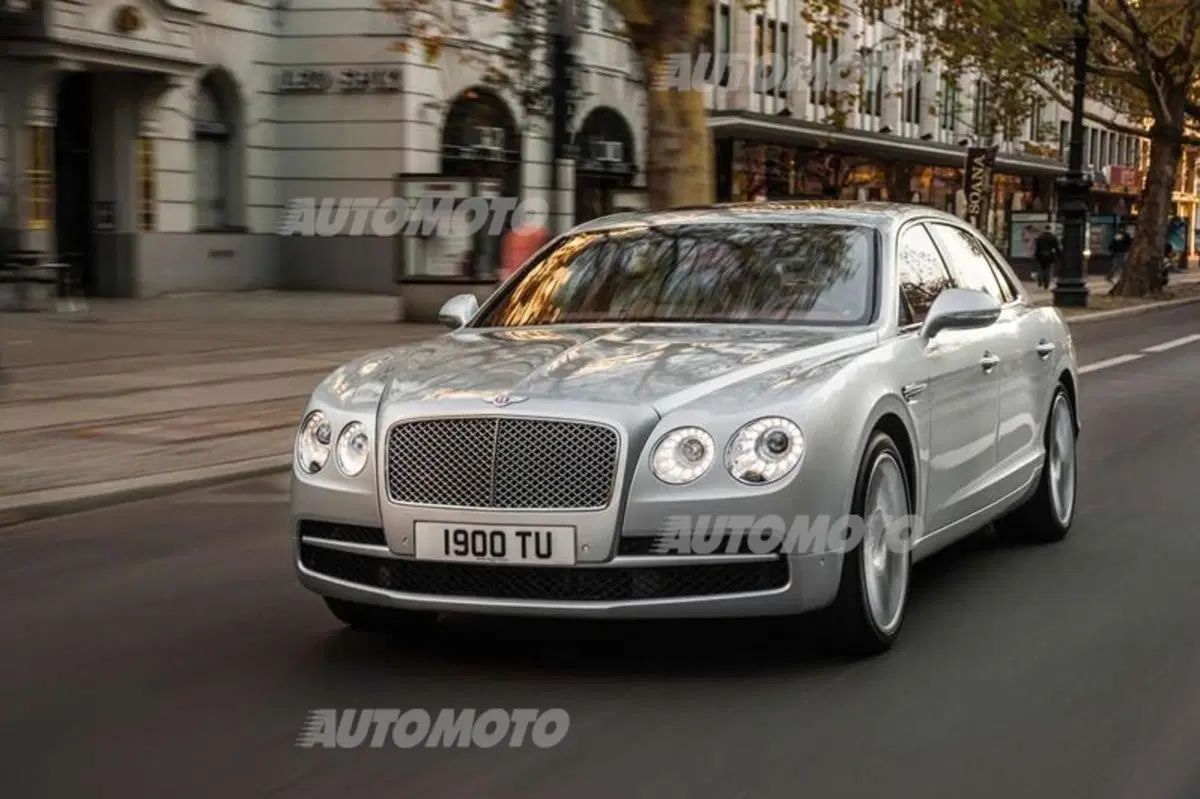 Bentley Flying Spur V8