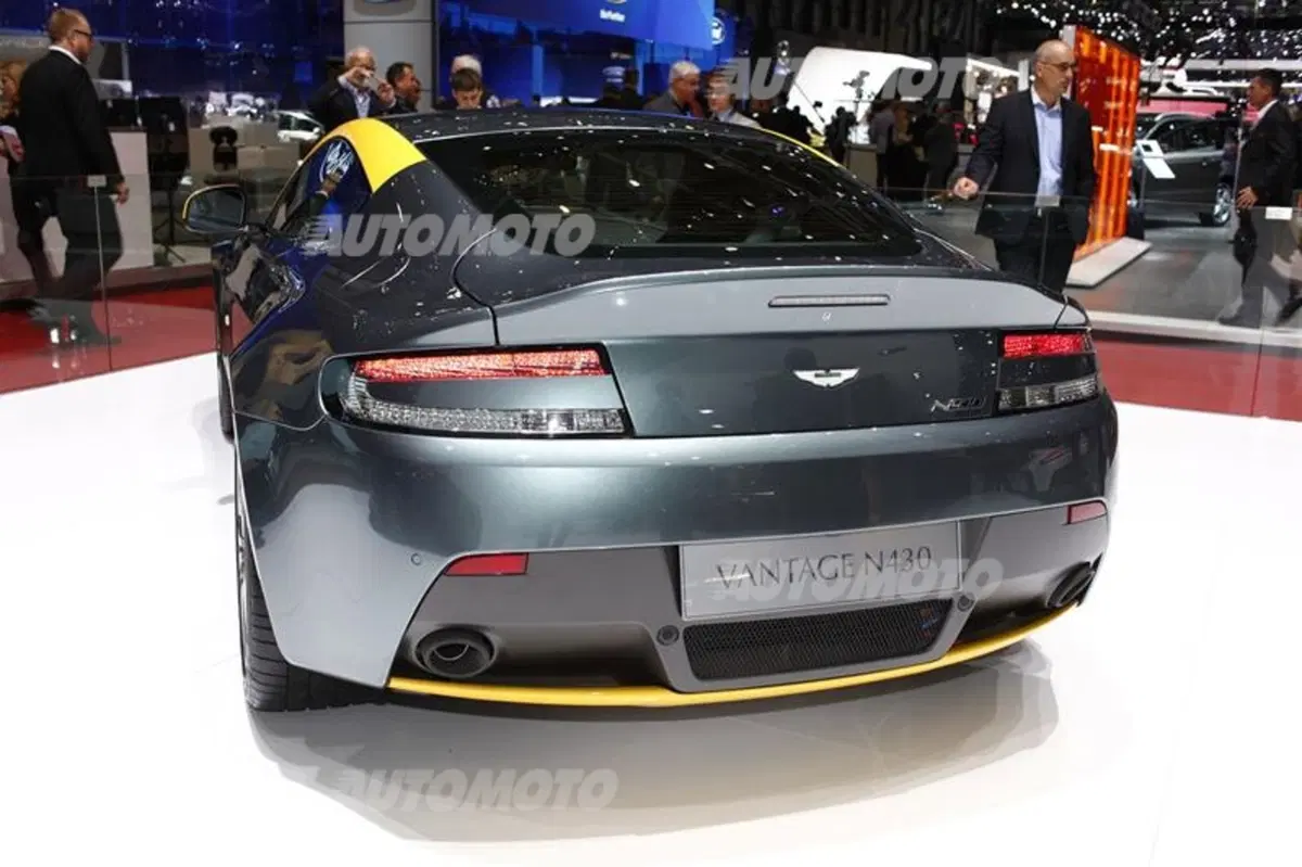 Aston Martin al Salone di Ginevra 2014 (2)