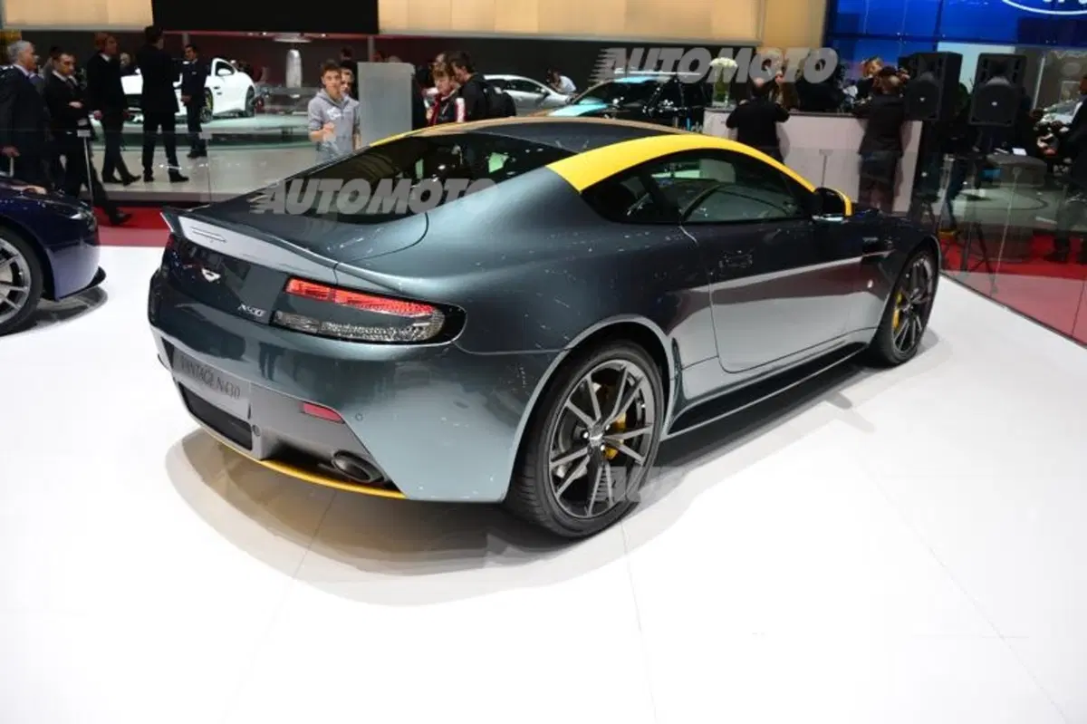 Aston Martin al Salone di Ginevra 2014 (7)