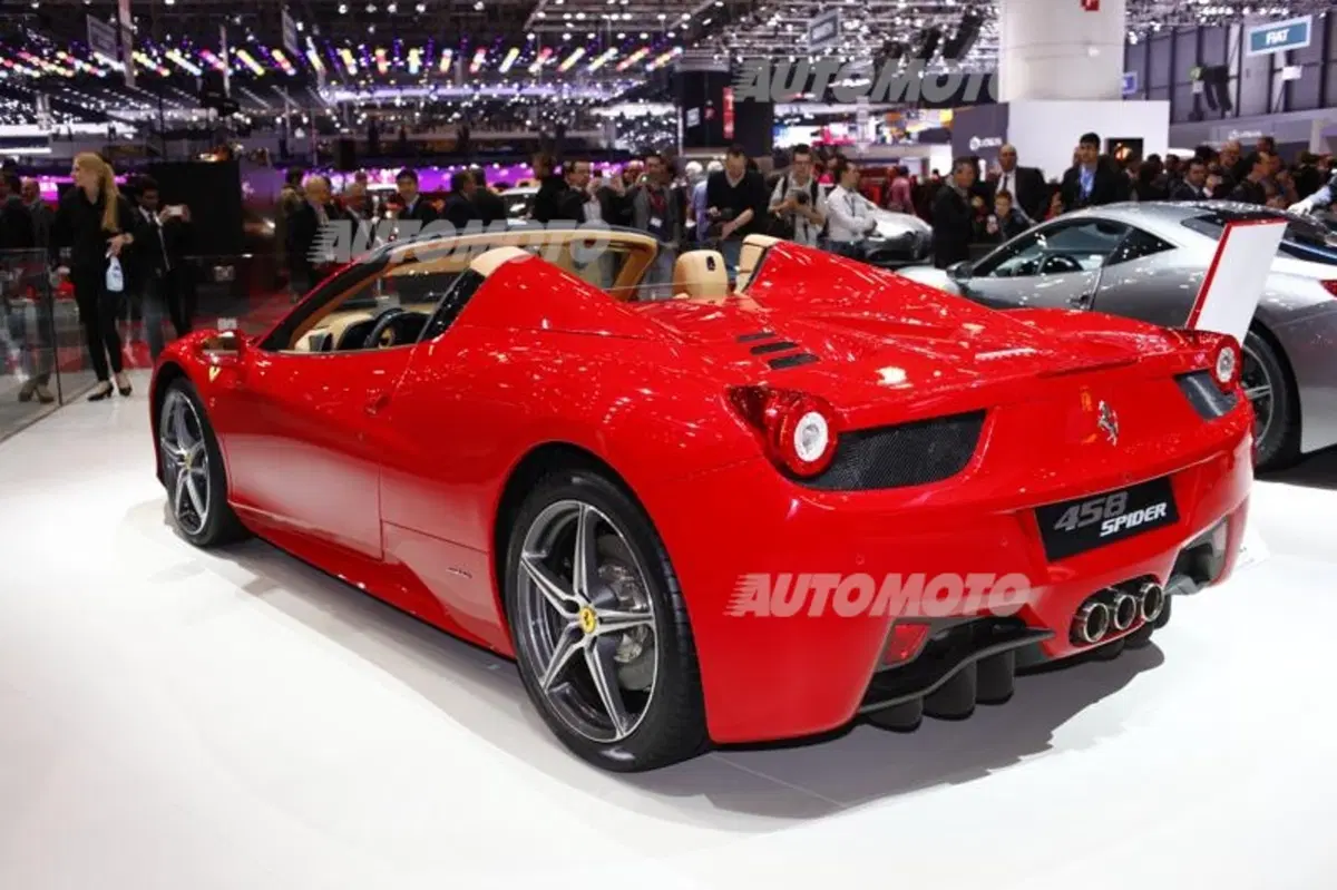 Ferrari al Salone di Ginevra 2014 (25)