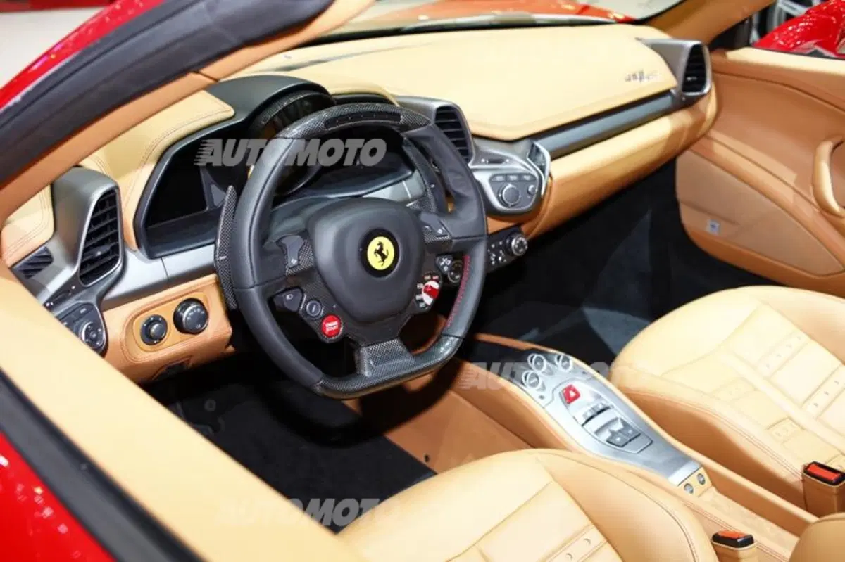 Ferrari al Salone di Ginevra 2014 (26)