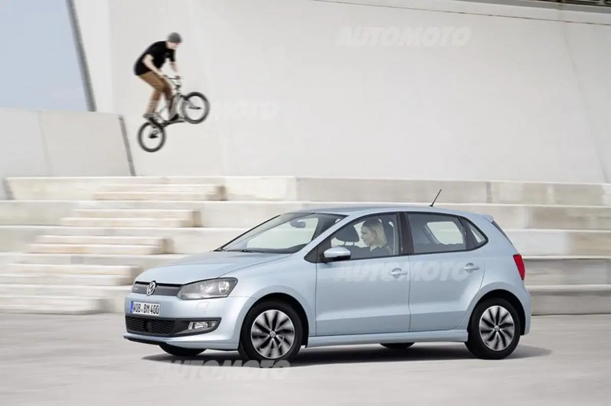 Volkswagen: a Ginevra CrossPolo, Polo BlueMotion e Polo BlueGT (4)