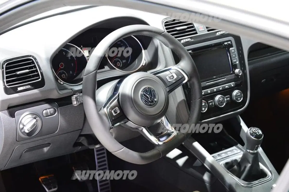 Volkswagen al Salone di Ginevra 2014 (16)