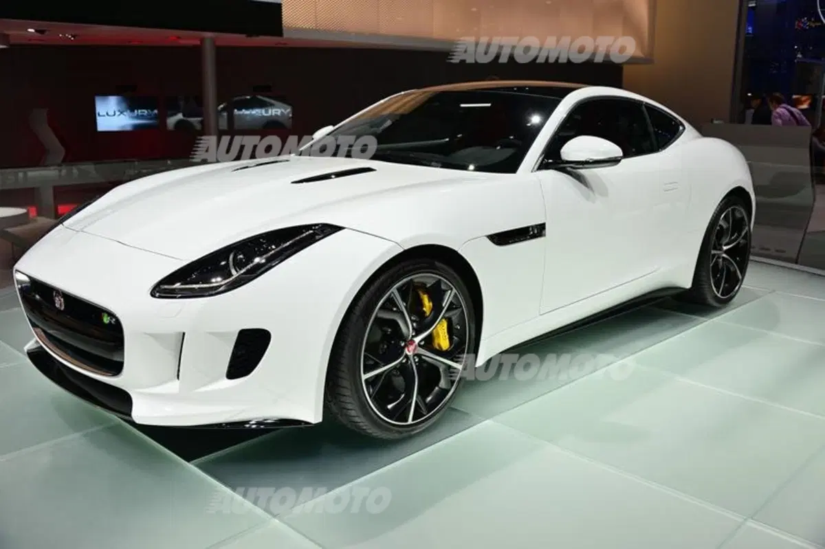 Jaguar al Salone di Ginevra 2014 (2)