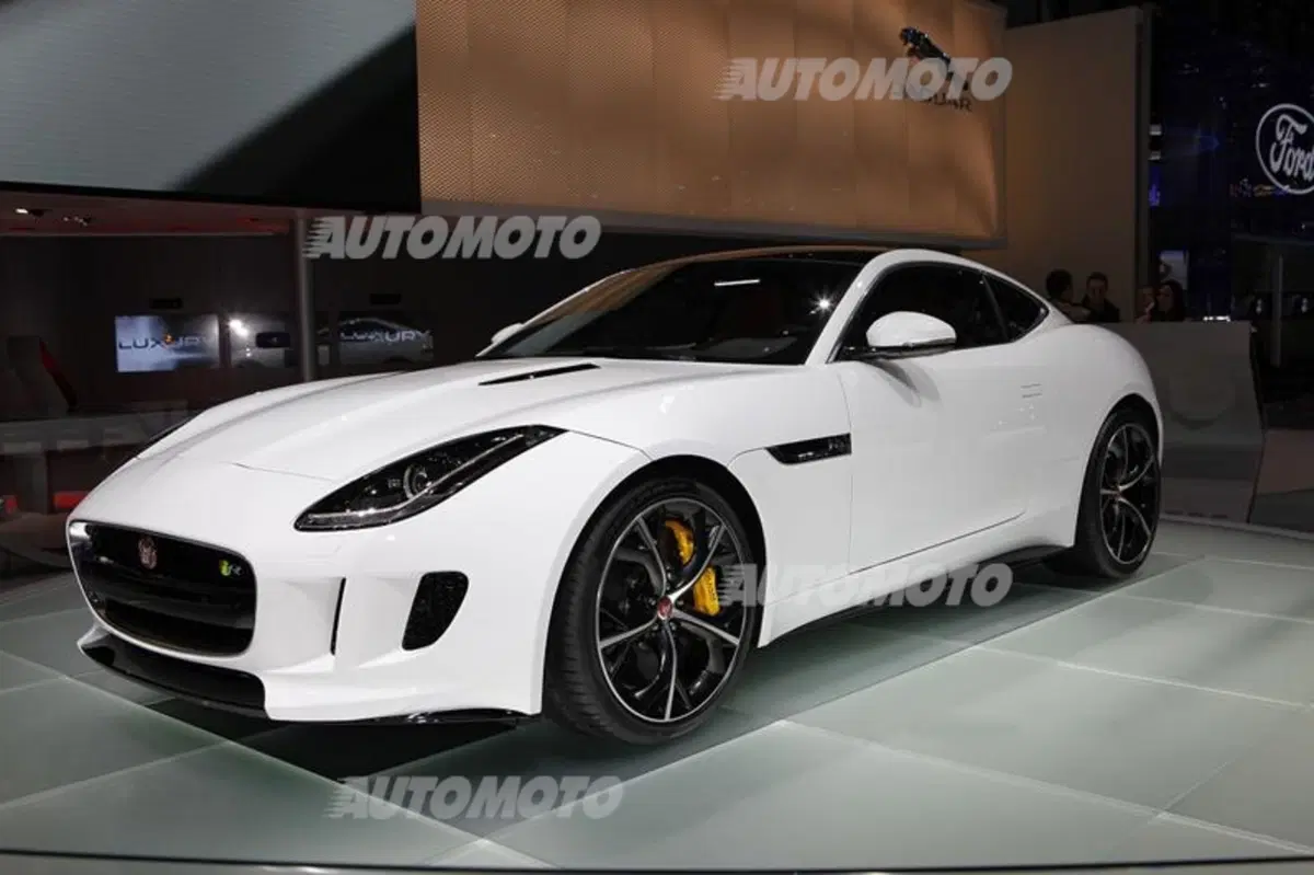 Jaguar al Salone di Ginevra 2014 (17)