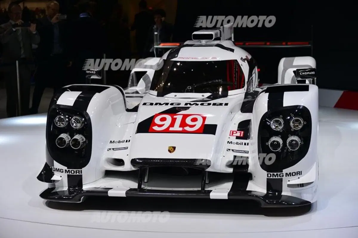 Porsche al Salone di Ginevra 2014 (12)