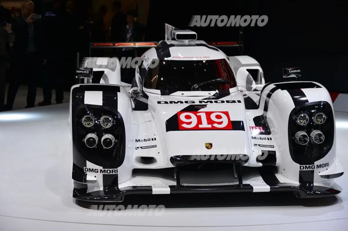 Porsche al Salone di Ginevra 2014 (15)