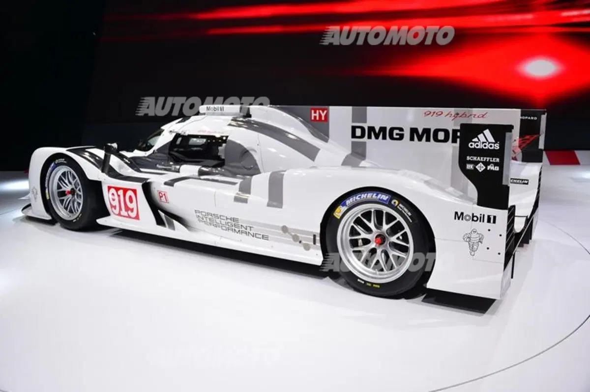 Porsche al Salone di Ginevra 2014 (20)