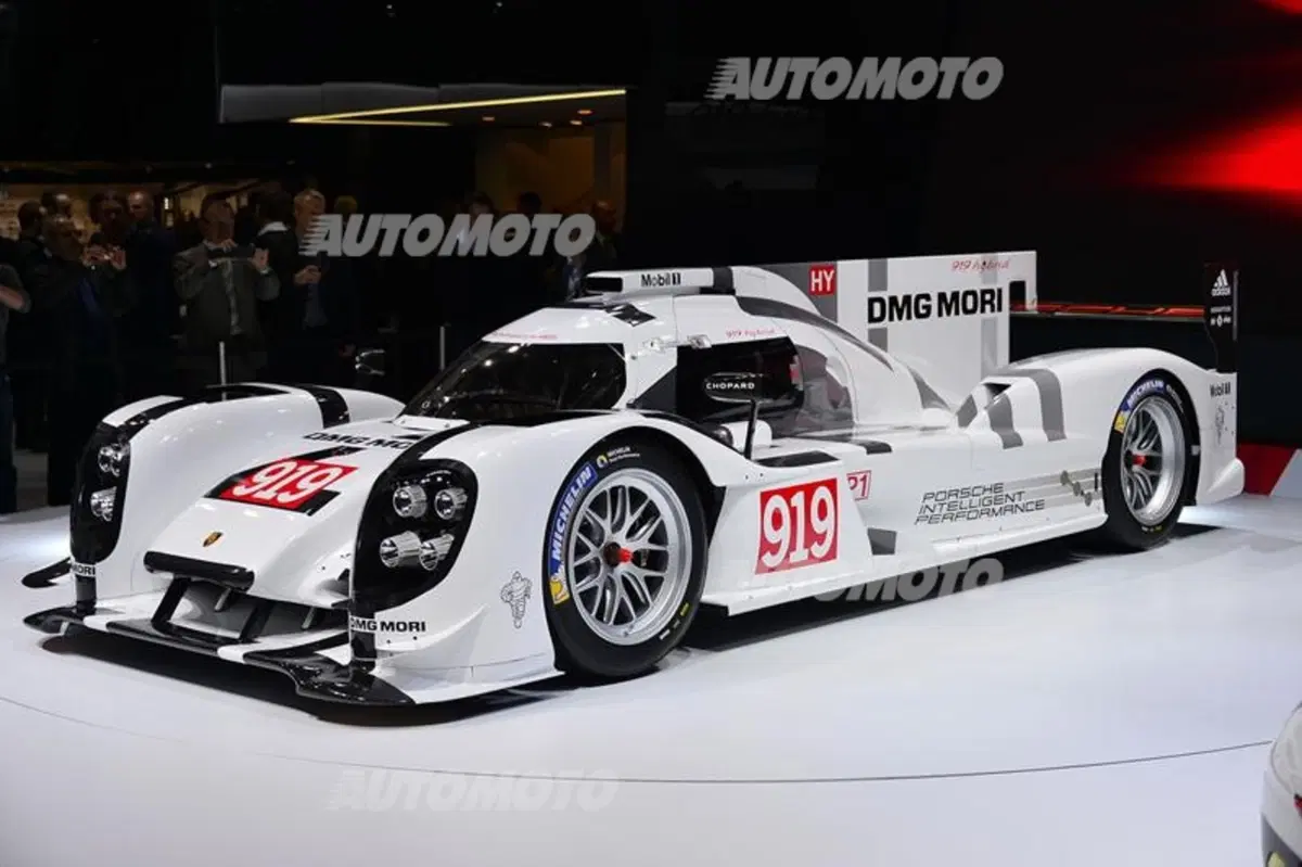 Porsche al Salone di Ginevra 2014 (22)