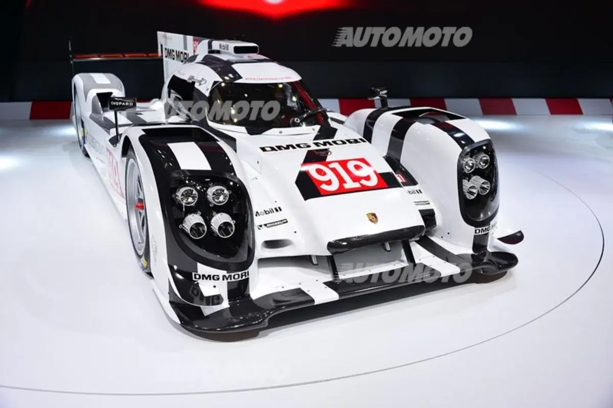 Porsche al Salone di Ginevra 2014 (34)
