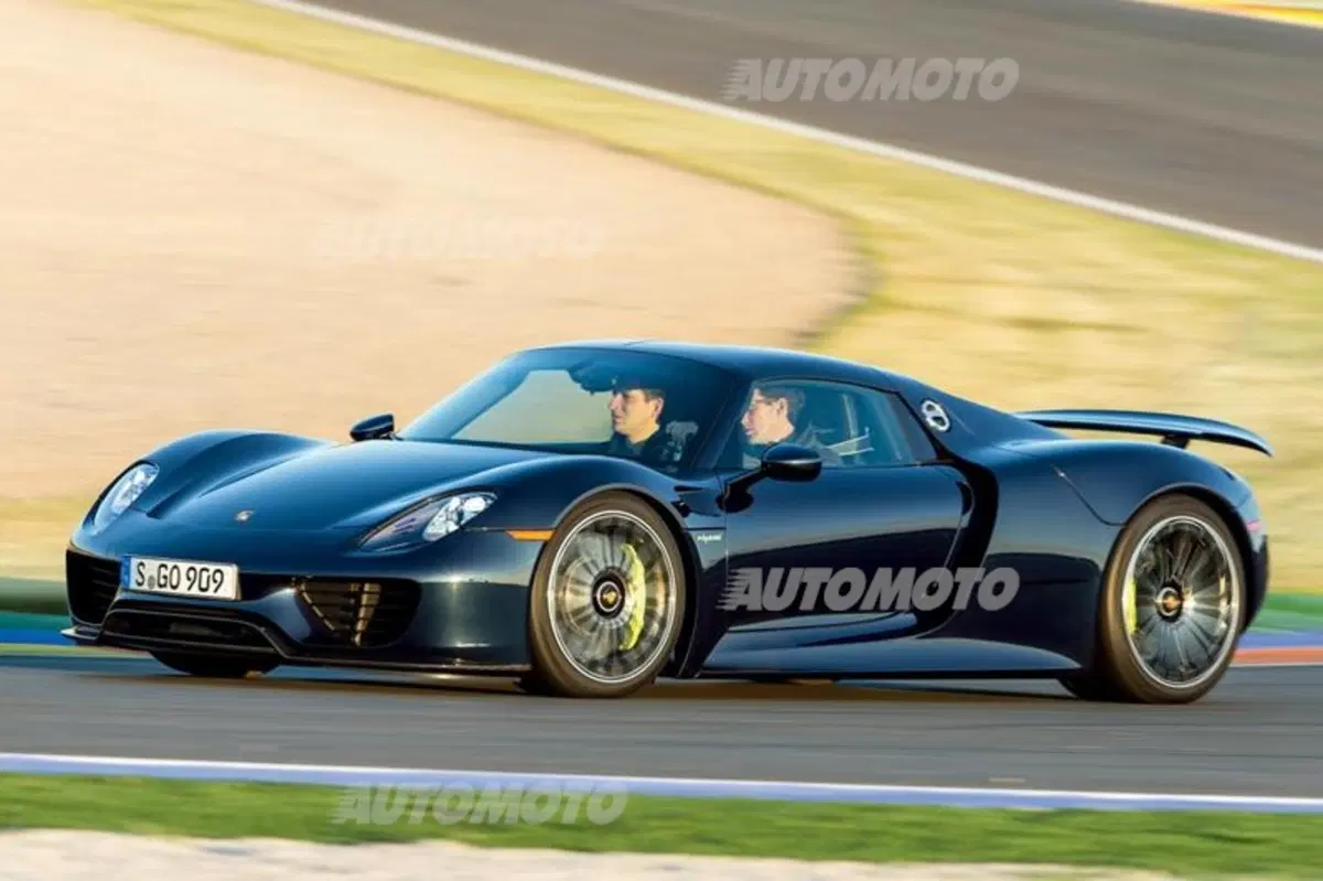 Porsche 918 Spyder: i dettagli del pacchetto Weissach