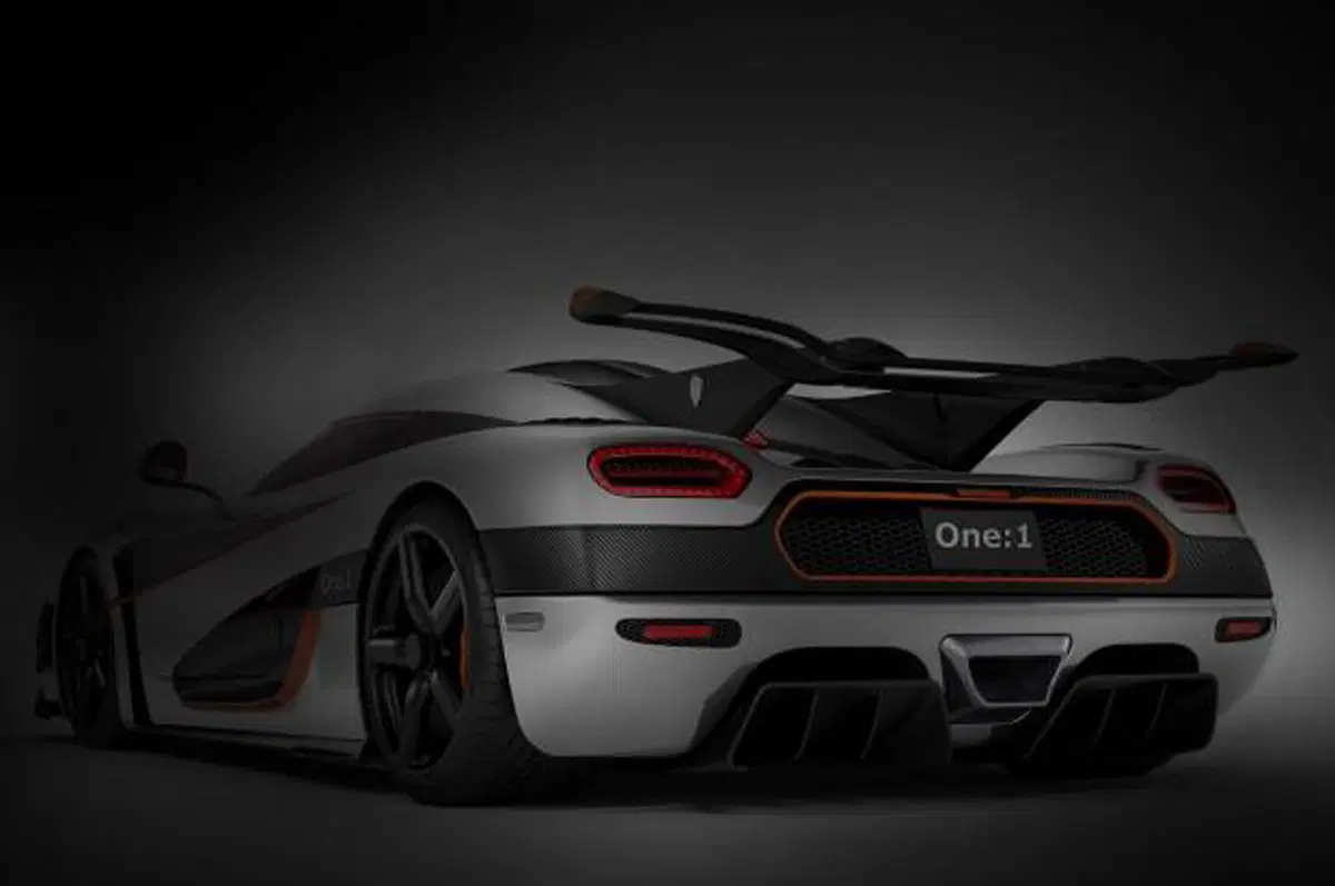 Koenigsegg One:1: il video trailer della hypercar da 1.340 CV e 1.340 kg (2)