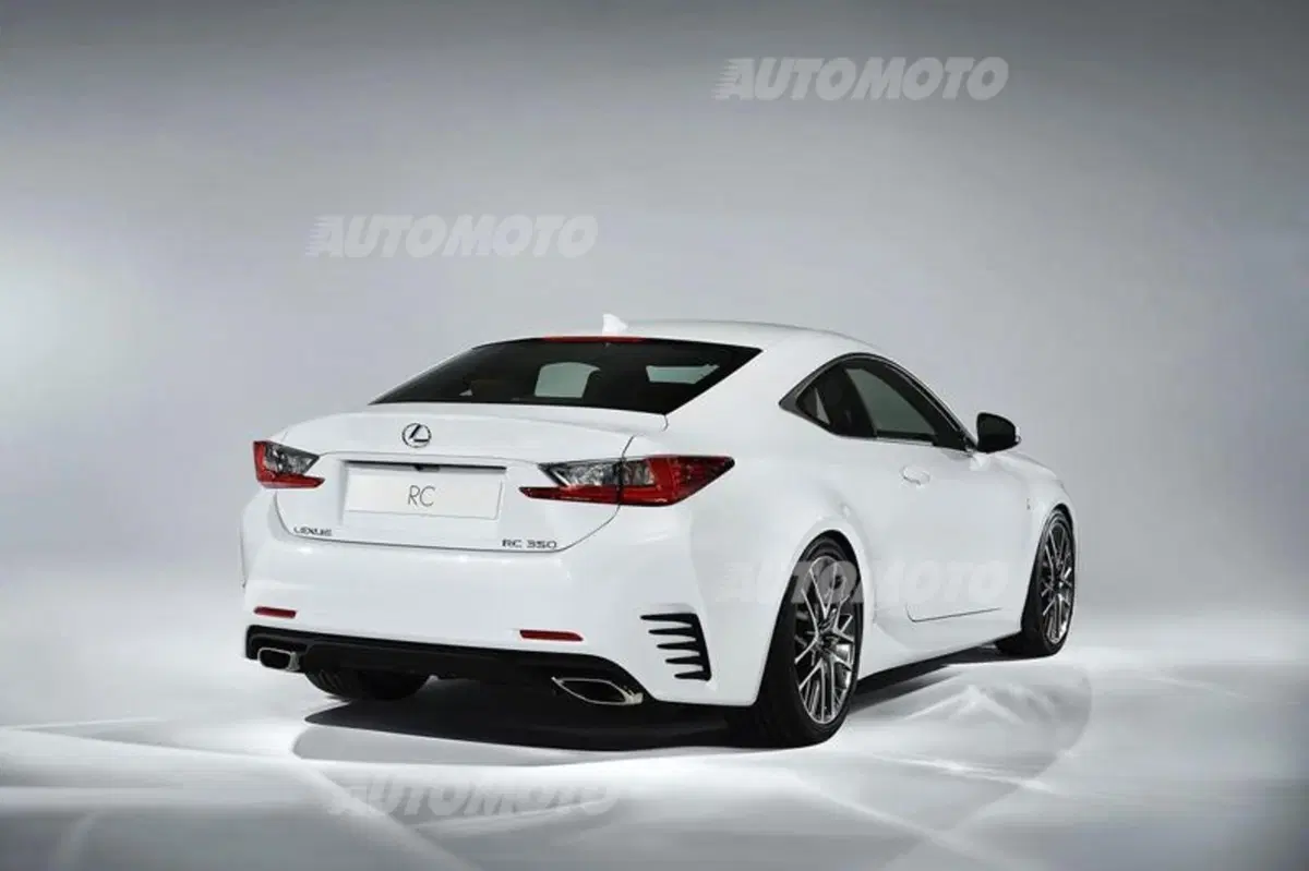 Lexus RC F Sport: pacchetto sportivo per la nuova coupé (2)