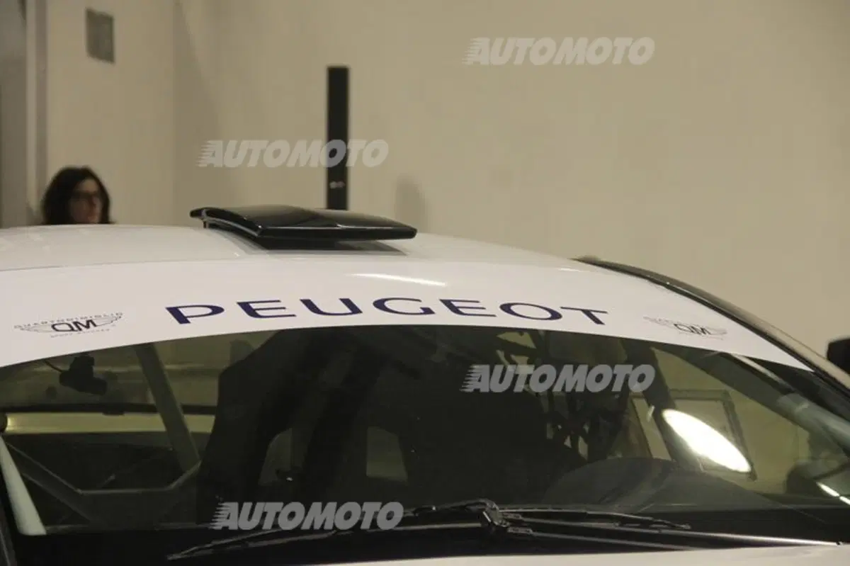 Peugeot RCZ R Cup e RCZ Racing Cup: i segreti delle vetture da corsa 2014 (15)