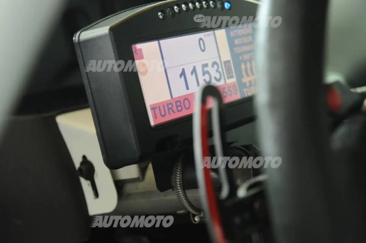 Peugeot RCZ R Cup e RCZ Racing Cup: i segreti delle vetture da corsa 2014 (23)