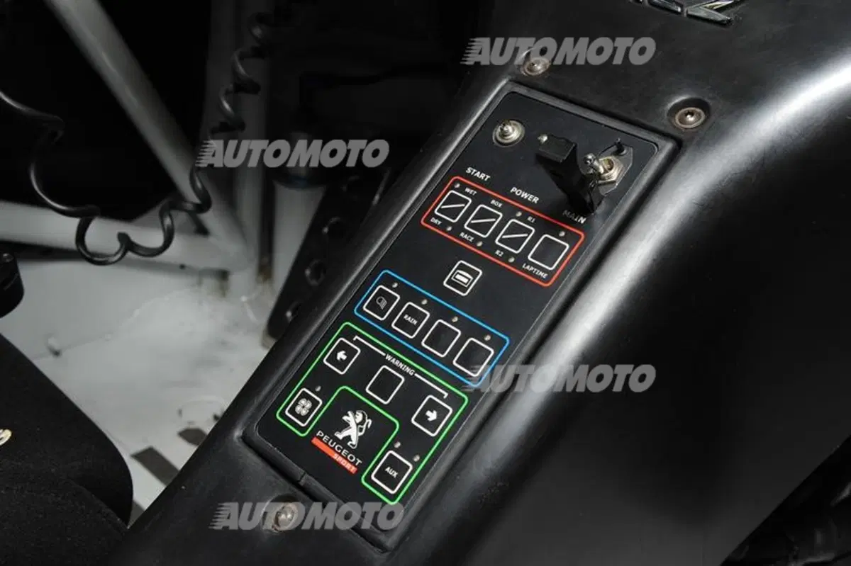 Peugeot RCZ R Cup e RCZ Racing Cup: i segreti delle vetture da corsa 2014 (25)