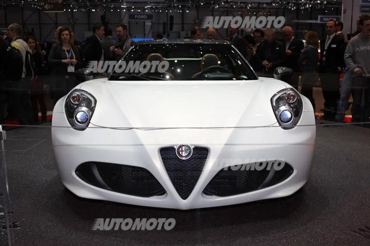 Alfa Romeo al Salone di Ginevra 2014 (3)