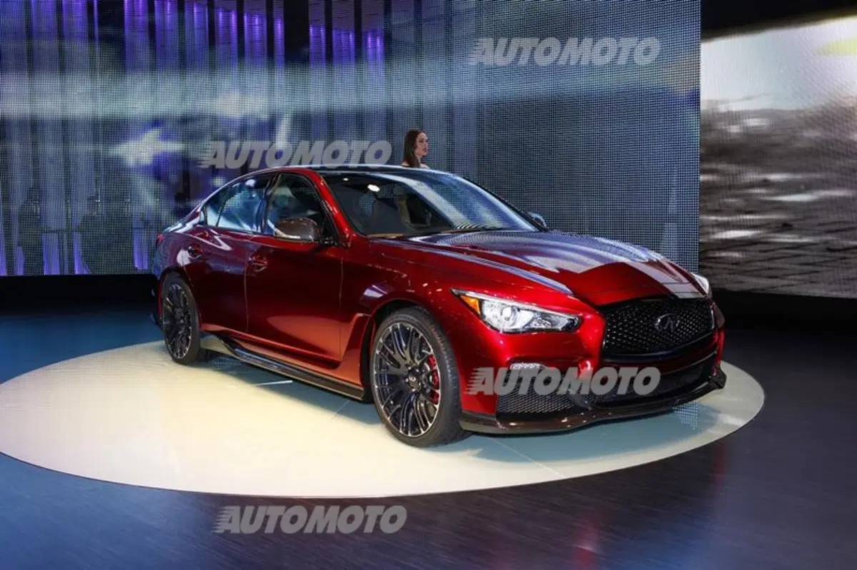 Infiniti al Salone di Ginevra 2014 (4)