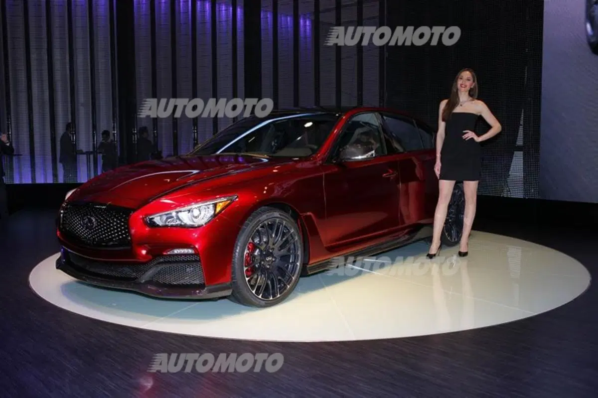 Infiniti al Salone di Ginevra 2014 (8)
