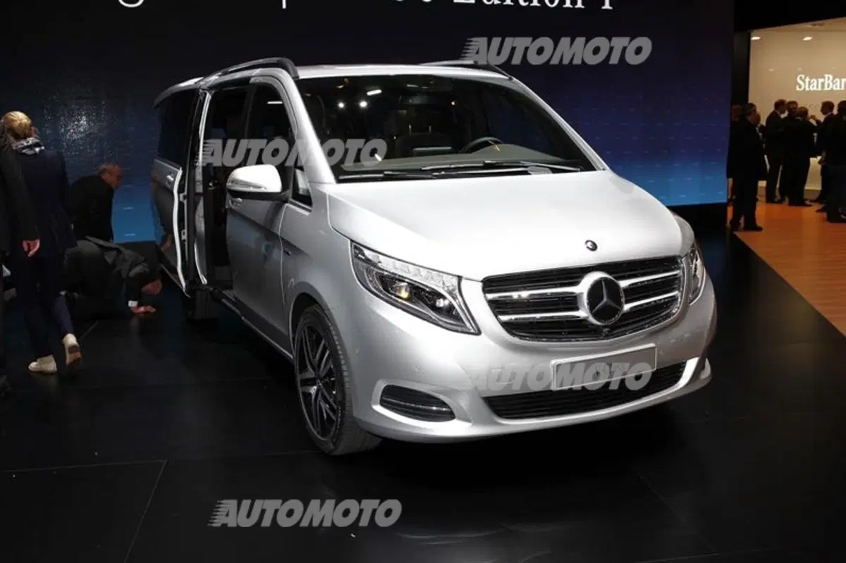 Mercedes-Benz al Salone di Ginevra 2014 (21)