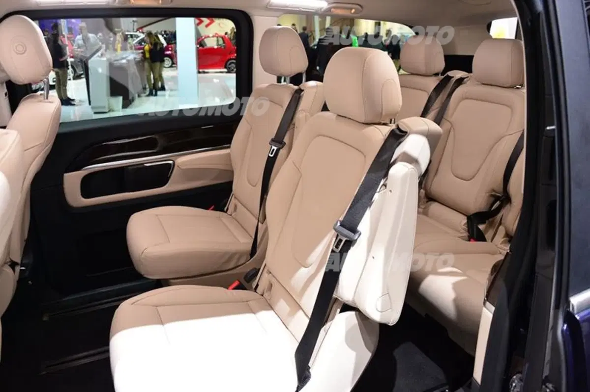 Mercedes-Benz al Salone di Ginevra 2014 (38)