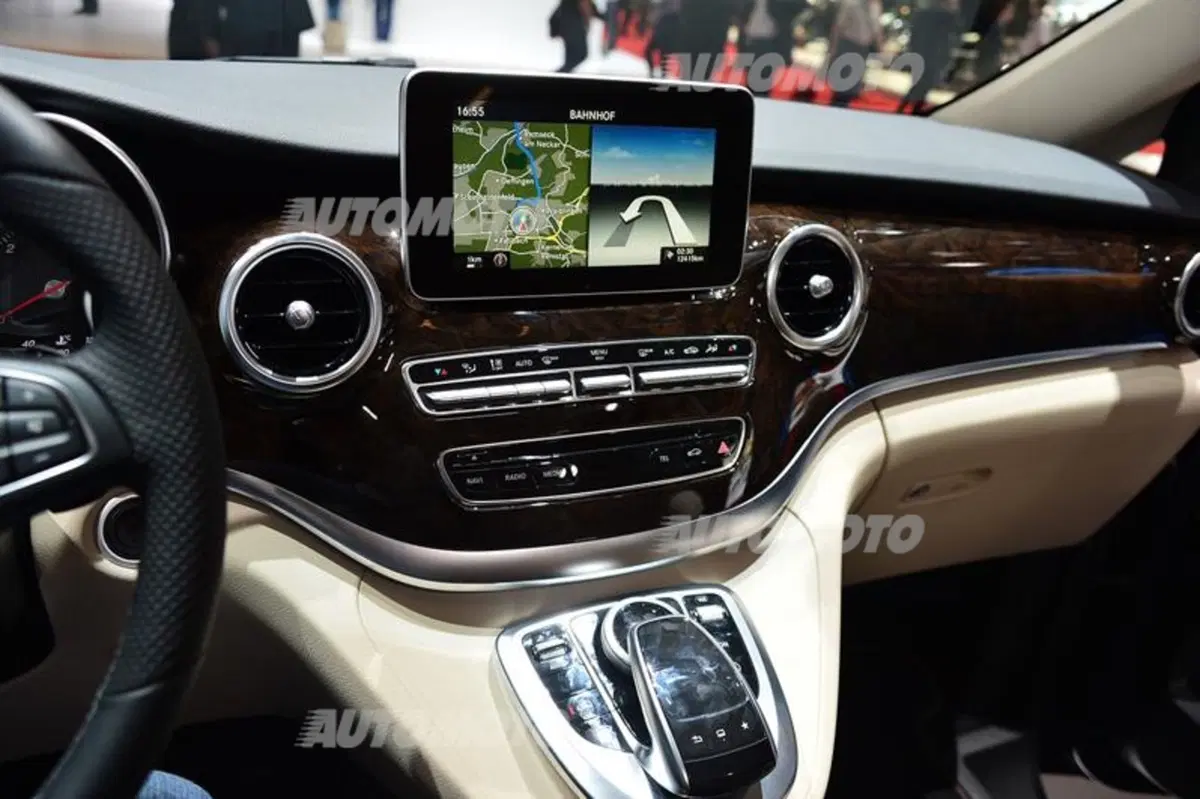 Mercedes-Benz al Salone di Ginevra 2014 (42)