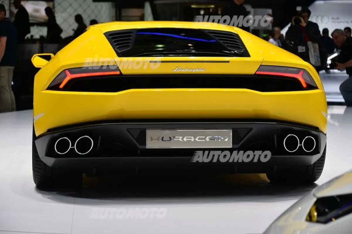 Lamborghini al Salone di Ginevra 2014 (9)