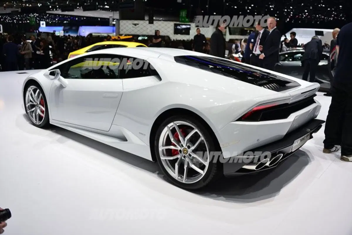 Lamborghini al Salone di Ginevra 2014 (15)