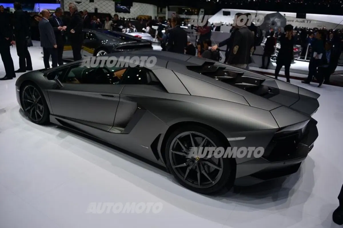 Lamborghini al Salone di Ginevra 2014 (16)
