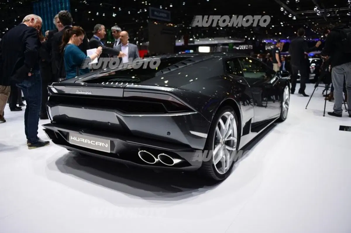 Lamborghini al Salone di Ginevra 2014 (19)