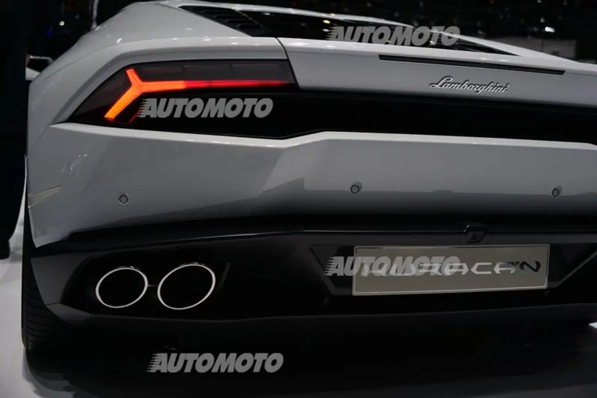 Lamborghini al Salone di Ginevra 2014 (22)