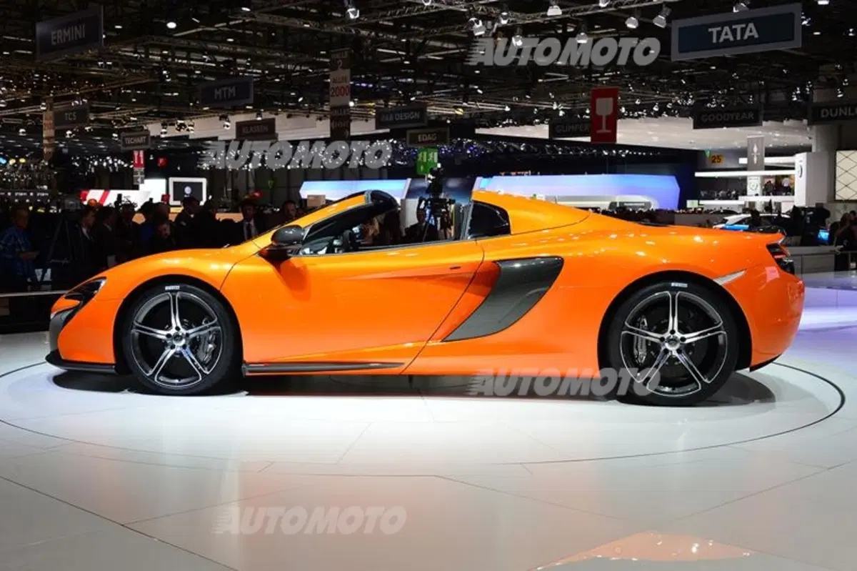 McLaren al Salone di Ginevra 2014 (7)