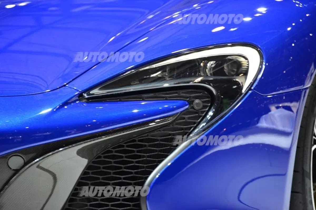 McLaren al Salone di Ginevra 2014 (30)